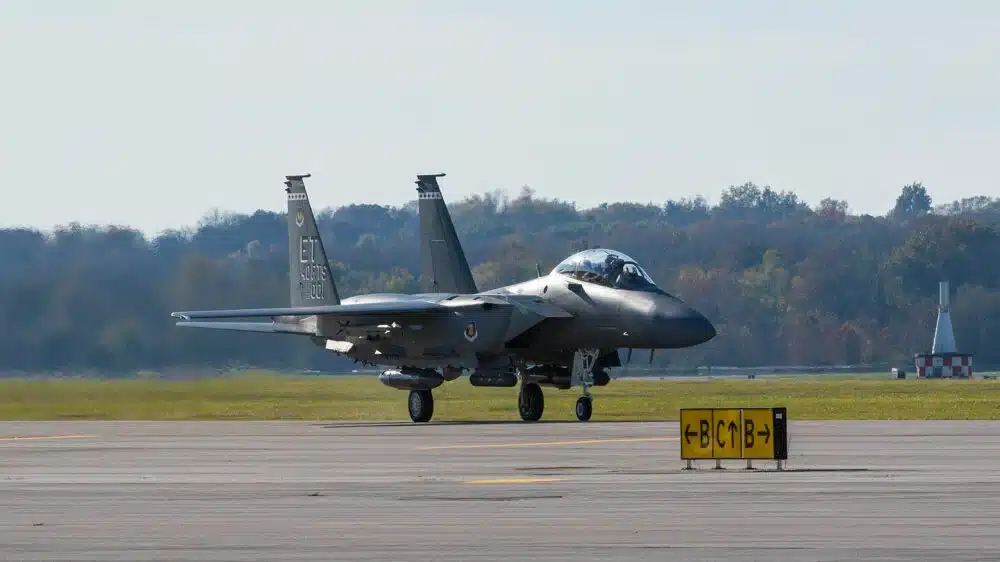 Deux F-15EX en test à Eglin