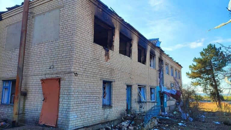 Environ 1 000 soldats russes tués hier – la destruction de la corvette lance-missiles russe est confirmée – le bombardement terroriste de la région de Kherson se poursuit, deux personnes ont été tuées.