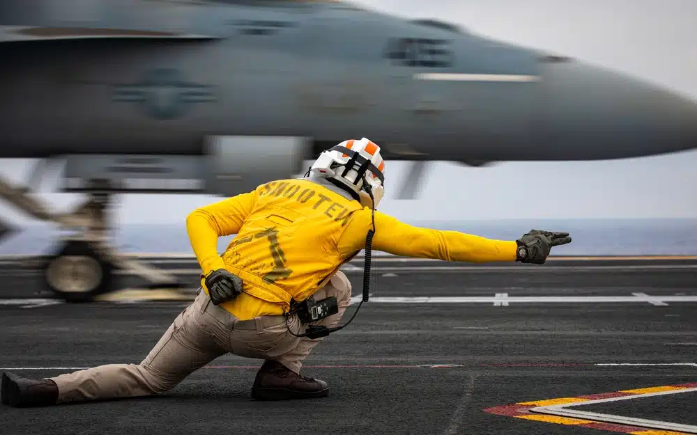 USS Gerald R. Ford (CVN 78) lancement d’un avion