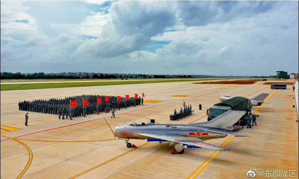 Conversion d’avions anciens en drones armés par la Chine