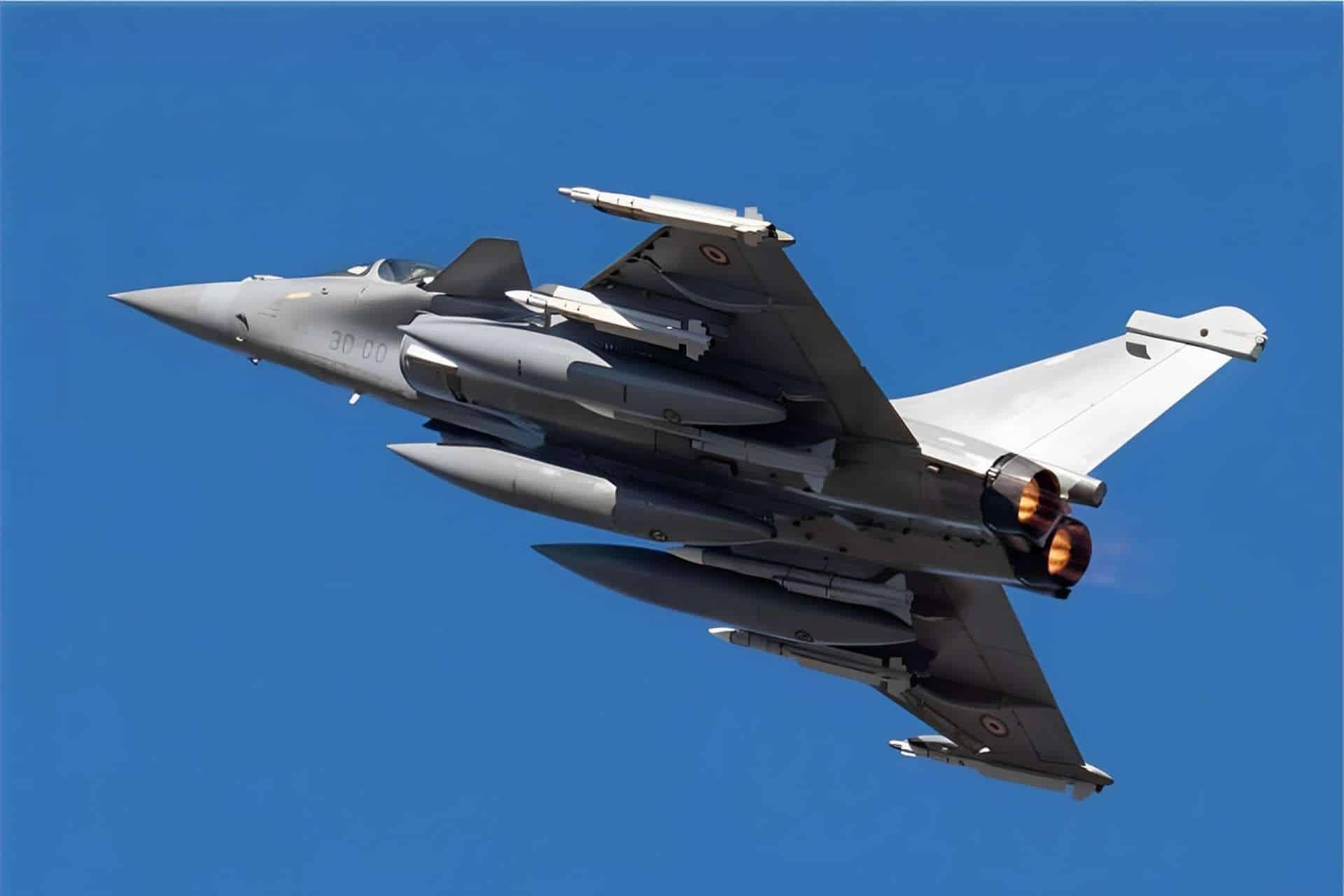 Inde et France signent un accord pour 26 Rafale-M destinés à la Marine indienne