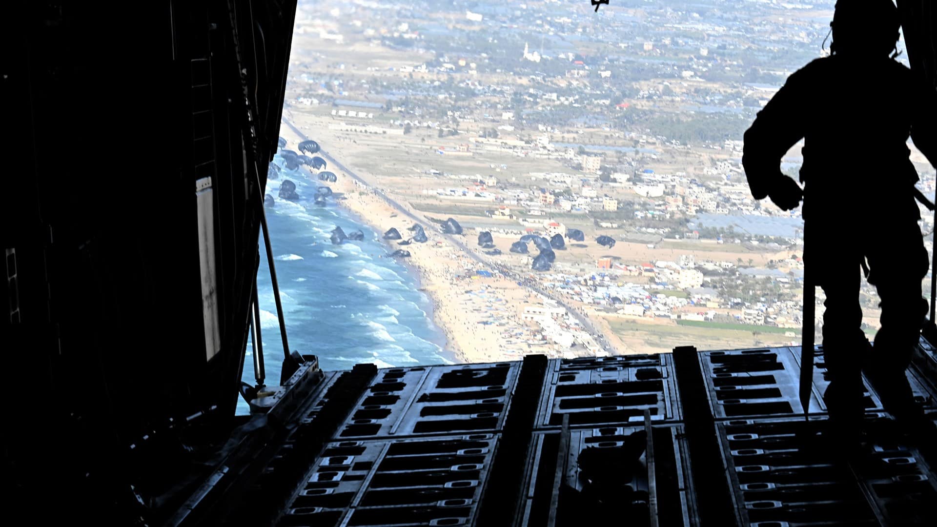 Largage humanitaire sur Gaza