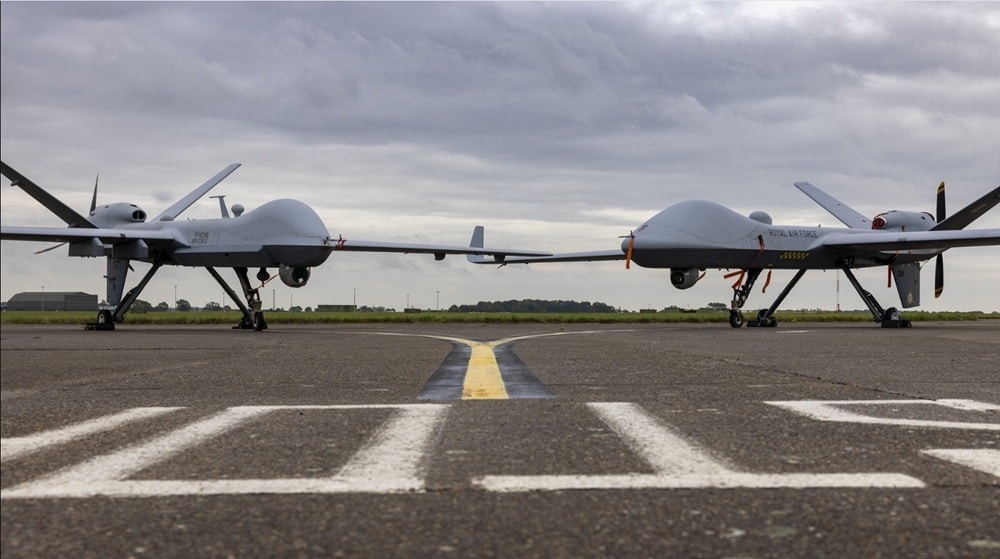 MQ-9A Reaper à gauche et MQ-9B Protector à droite