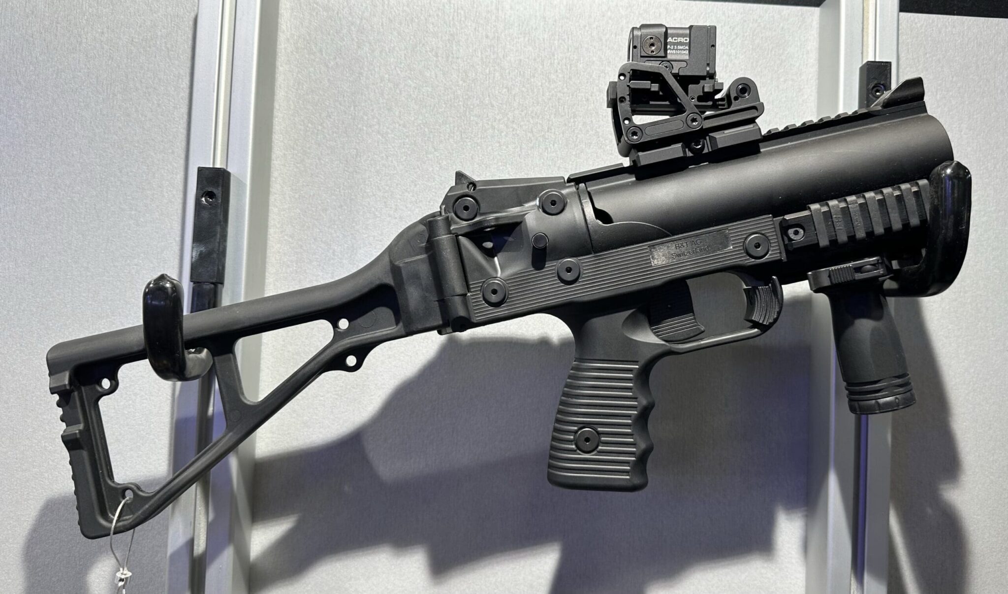 Lance-grenades compact GL-06 de B&T