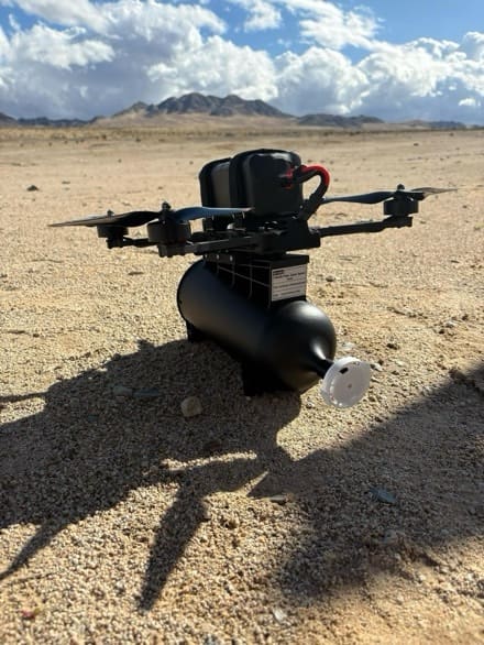 Drone FPV à fibre optique de Neros