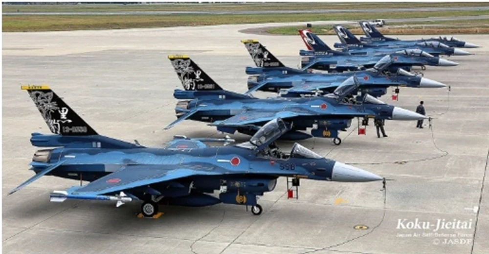 Mitsubishi F-2 en détail