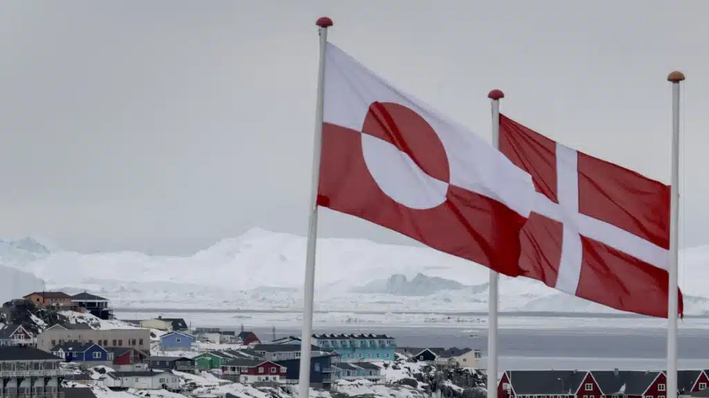 Le Danemark évacue un marin d’un sous-marin d’attaque américain au large du Groenland