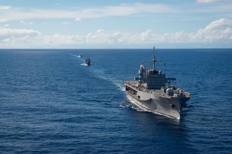 La frégate anti-aérienne française de type Horizon en visite inaugurale en Pologne