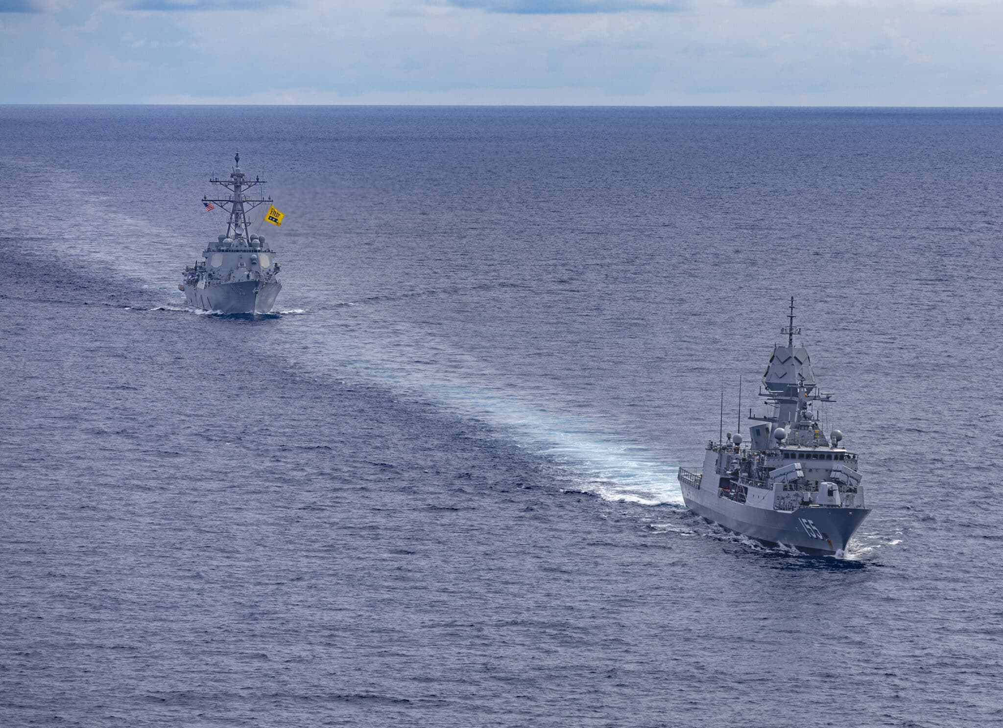 Un navire de guerre australien ignore les avertissements chinois lors d’un transit en mer de Chine méridionale