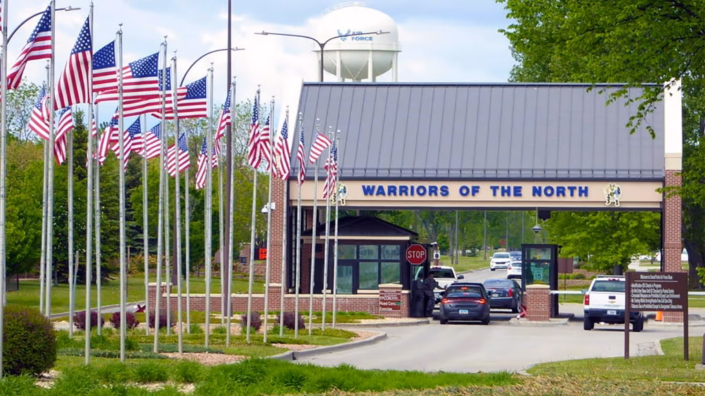 La base aérienne de Grand Forks choisie pour diriger le laboratoire de défense rapprochée
