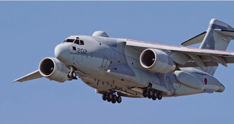 Première image du nouveau Kawasaki C-2 SIGINT japonais destiné aux missions de guerre électronique