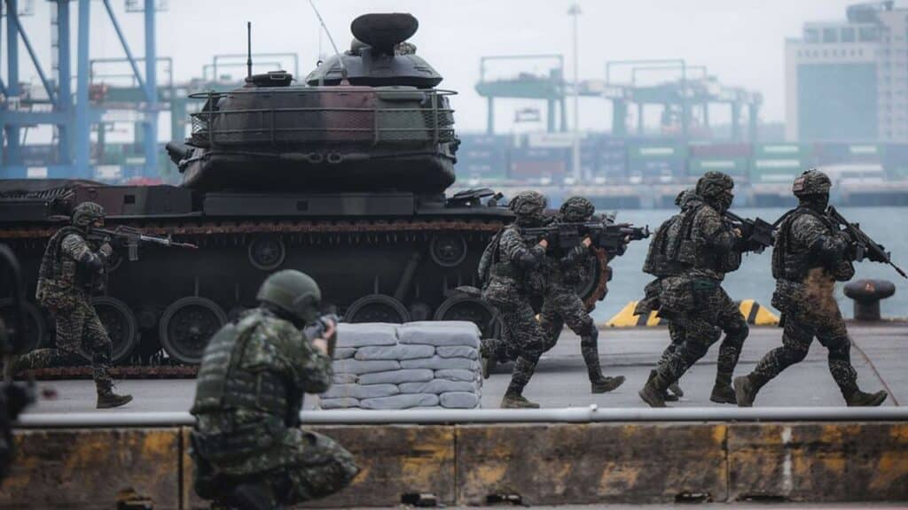 Taïwan pourrait transformer les drones en un « enfer asymétrique » contre la Chine, selon un rapport