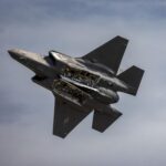 Ancien pilote de l’US Air Force arrêté pour formation non autorisée de la PLAAF chinoise