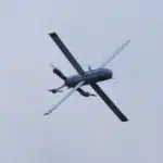 Décision sur les drones kamikazes : Pistorius exprime ses inquiétudes sur un investisseur