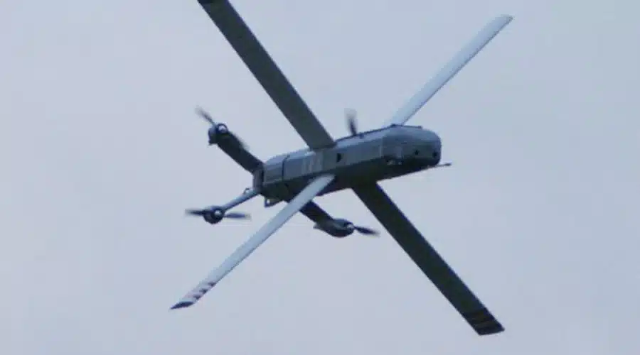 Décision sur les drones kamikazes : Pistorius exprime ses inquiétudes sur un investisseur