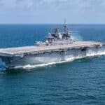 USS Tripoli : 2 200 Marines déployés au Moyen-Orient dans le cadre du renforcement américain