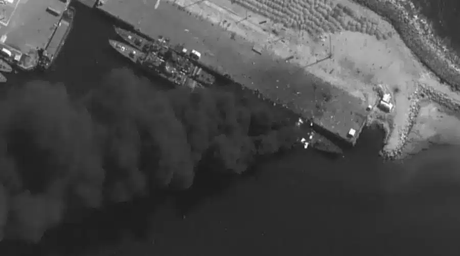 Forces américaines coulent un navire de guerre iranien lors de l’opération Epic Fury