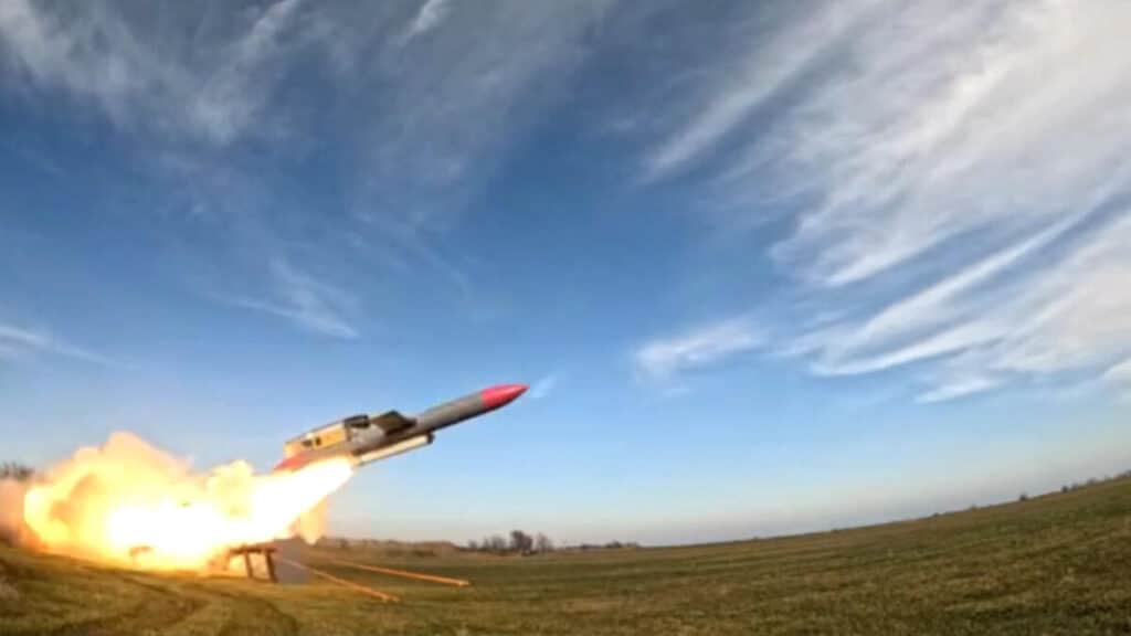 L’Ukraine teste avec succès son missile balistique indigène Fire Point