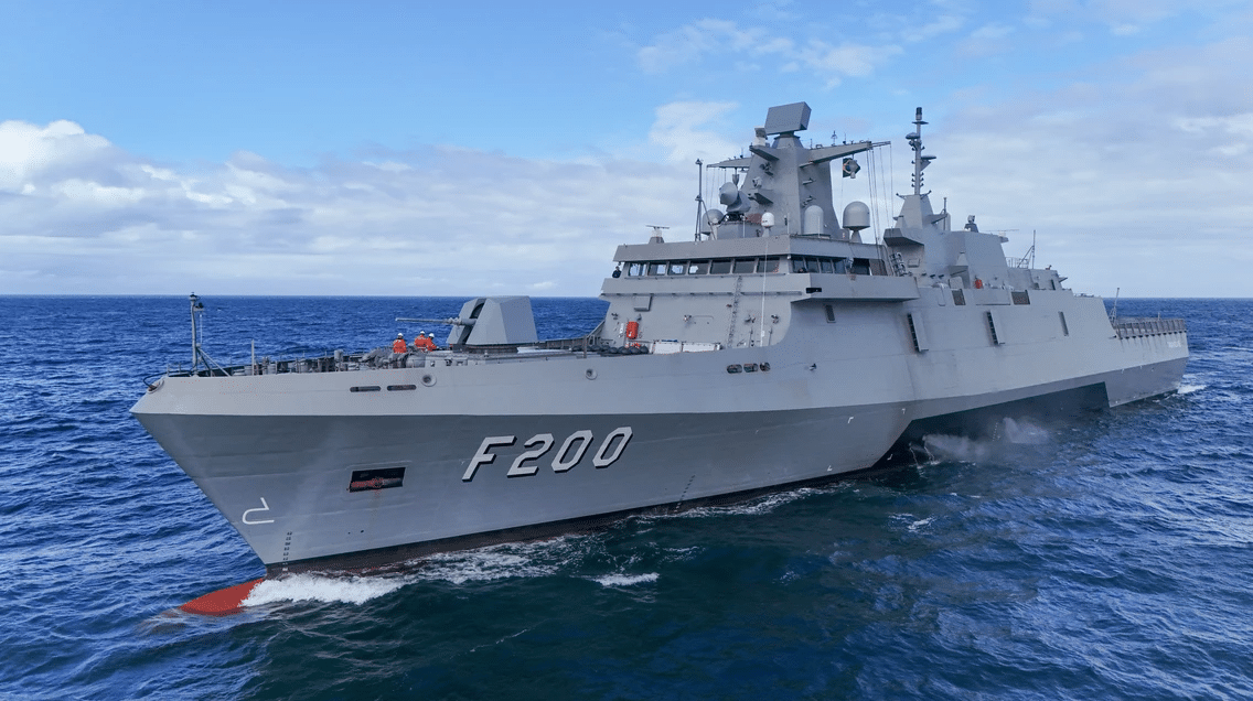 La Marine brésilienne réceptionne la première frégate de la classe Tamandaré dans son programme de modernisation