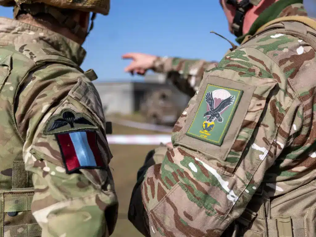 Les forces aéroportées britanniques renforcent leurs liens avec les États-Unis et la France