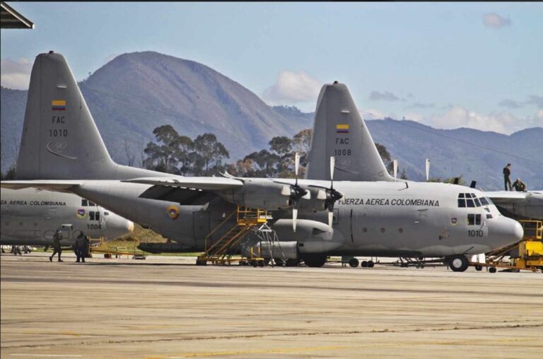 Un C-130H Hércules de l’armée de l’air colombienne s’écrase dans le sud du pays