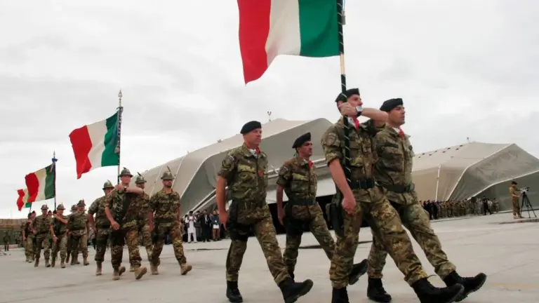 L’Italie refuse l’atterrissage en vol de bombardiers américains à la base de Sicile