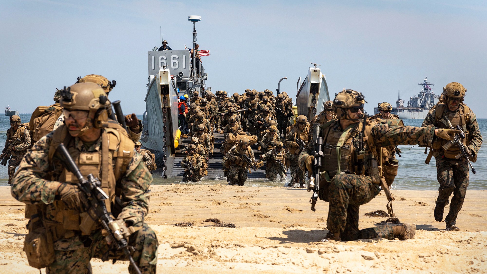 Marines pendant un débarquement amphibie