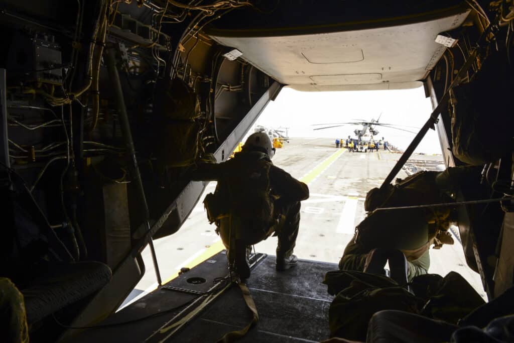 Des Marines ont engagé plusieurs échanges de tirs en défendant l&rsquo;ambassade américaine en Haïti, selon un commandant