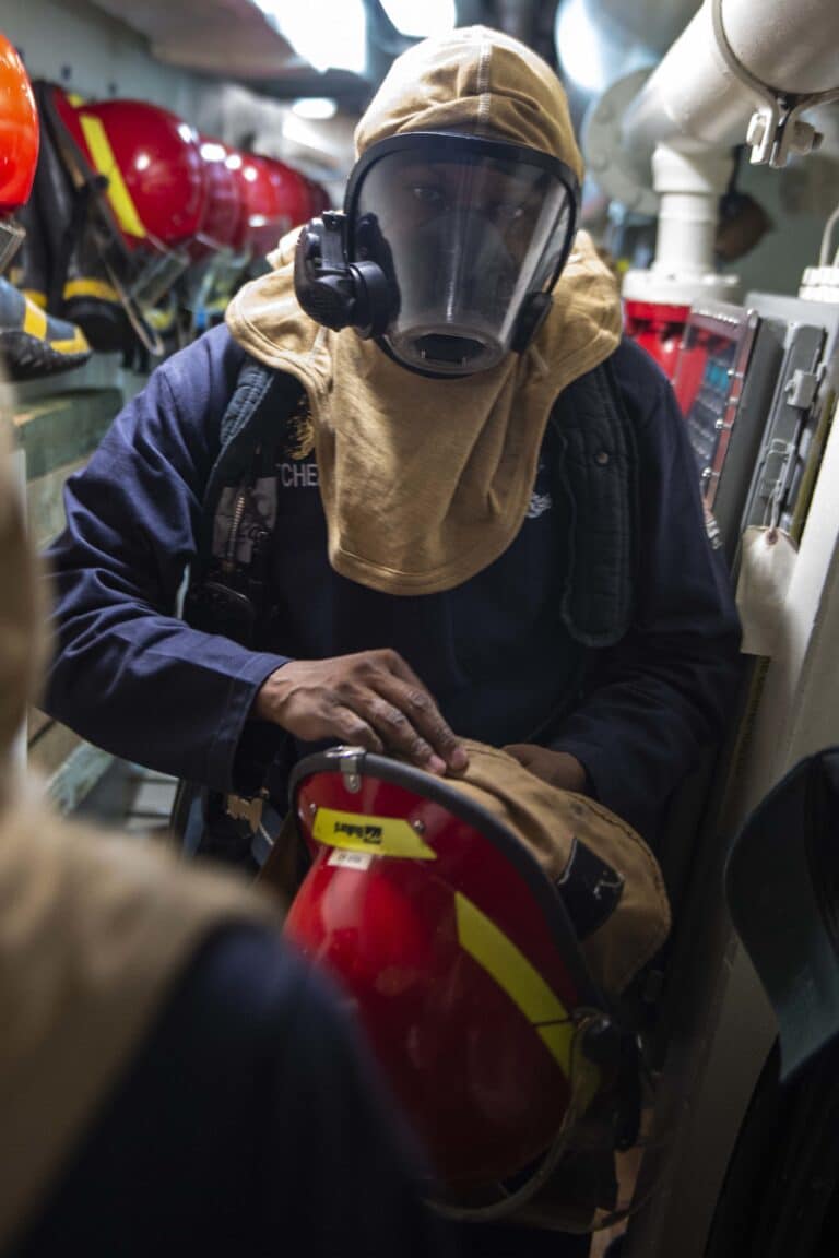 PACIFIC OCEAN (October 26, 2020) -- Yeoman 1st Class...
