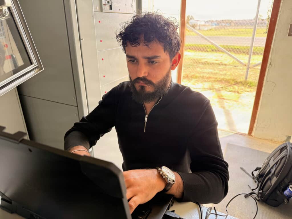 Le projet de loi américain sur la défense favorise le recrutement cyber et limite les suppressions civiles