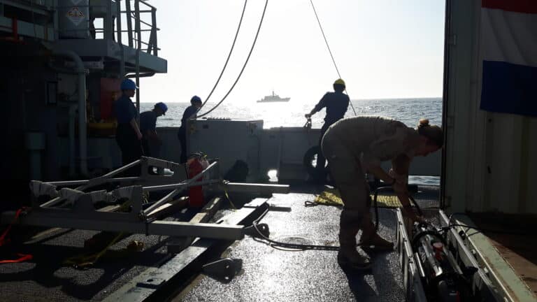 PACIFIC OCEAN (Jul. 12, 2018) The crew of Royal Canadian...