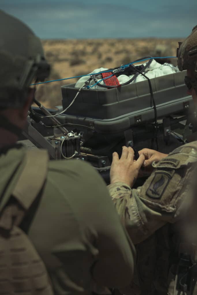 L’Armée américaine choisit quatre entreprises pour automatiser les opérations de franchissement autonome
