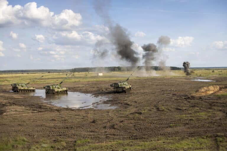 Polish K9PL Self-Propelled Howitzers simulate field...