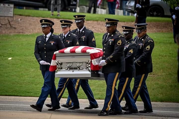 CANTON, Ga. – U.S. Army pallbearers carry the...