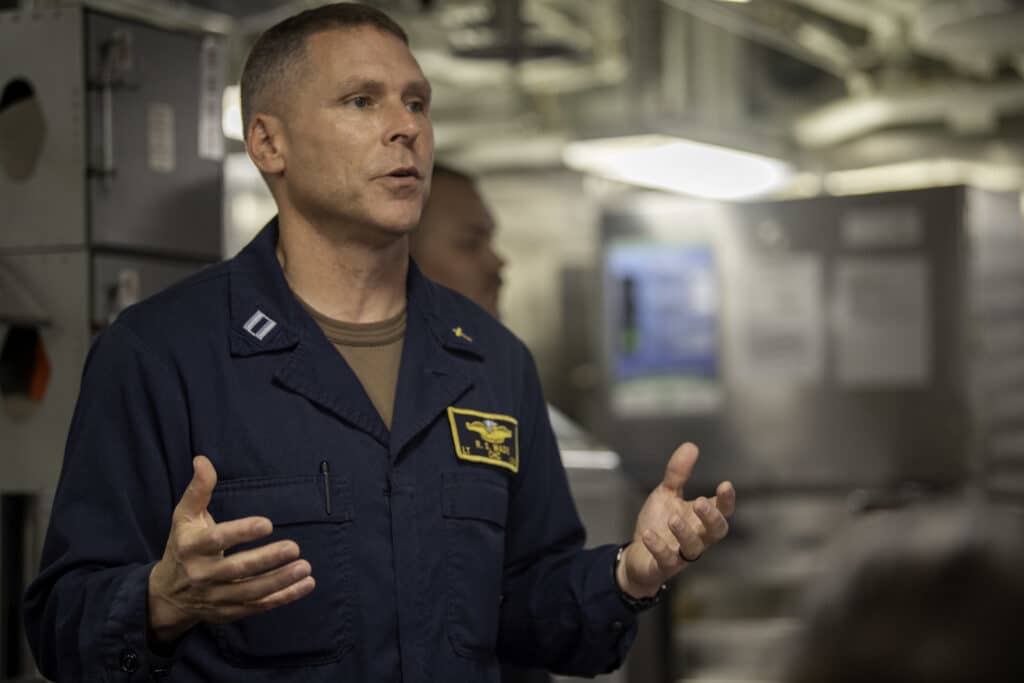 La Marine renforce le soutien psychologique pour l’équipage du USS Abraham Lincoln
