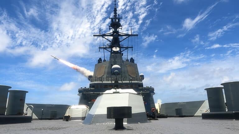 Spanish Navy Ship ESPS Alvaro De Bazan (F101) launches a...